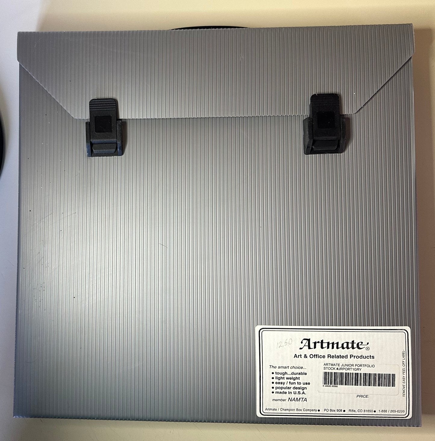 Artmate - Junior Portfolio Grey