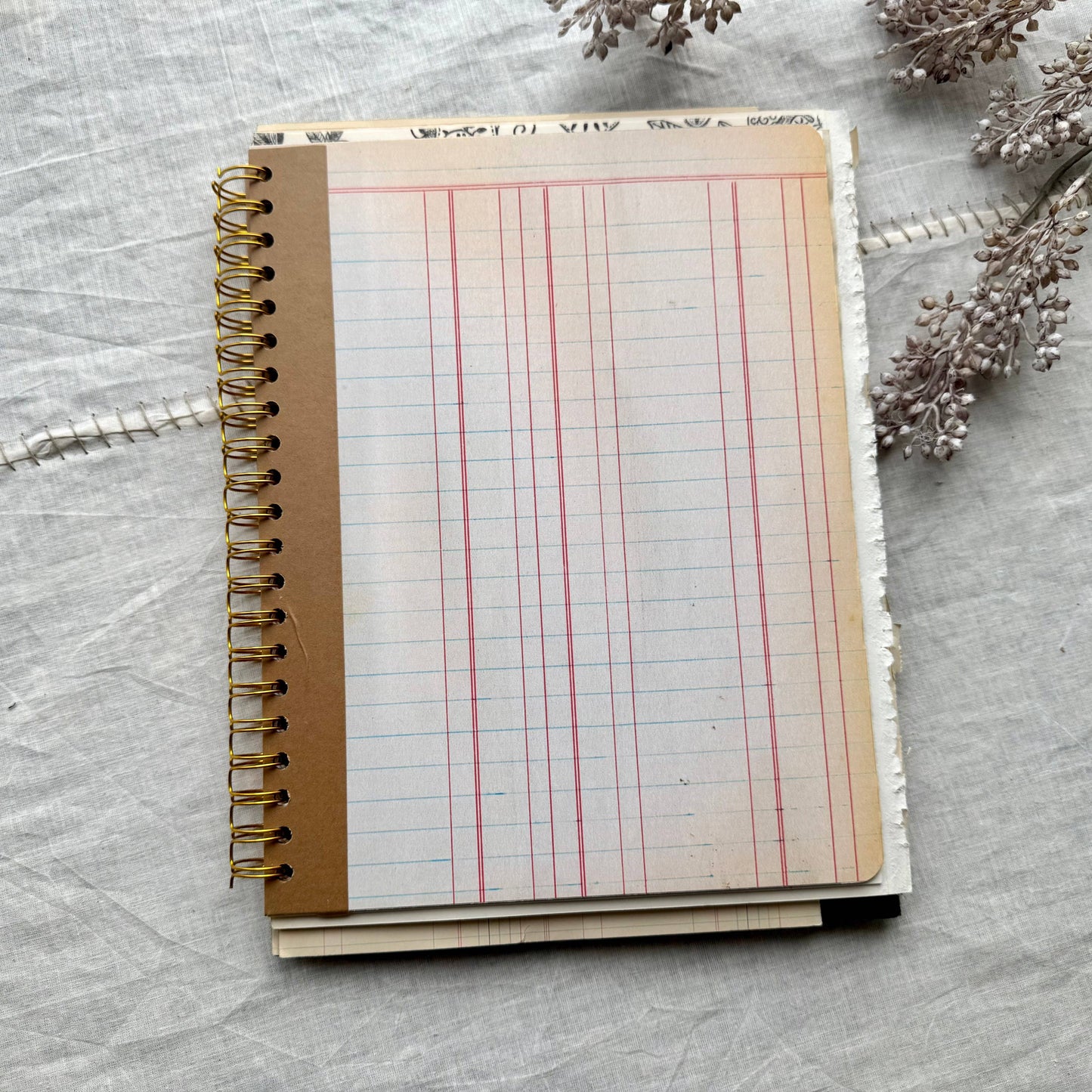 Hose of Books - Vintage Mixed Media Journal- 9x12 inches: Spiral Bound